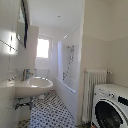 Loewe-1-6-personen Apartment